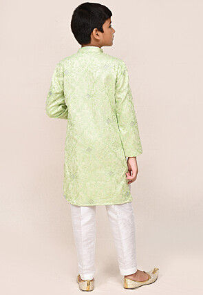 Aari Embroidered Cotton Kurta Set in Pastel Green