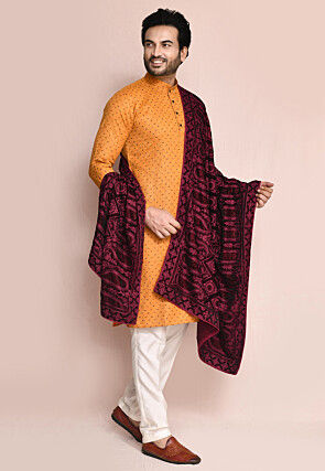 Aari Embroidered Velvet Men Dupatta in Maroon