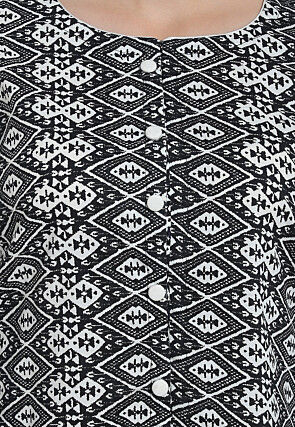 Abstract Printed Rayon Front Open Top in Black and White