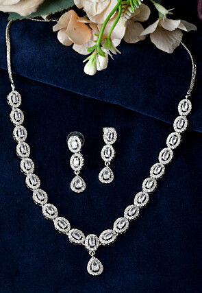 American Diamond Studded Necklace Set