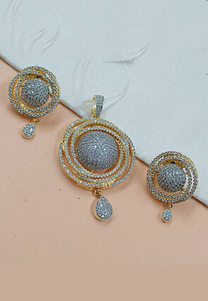 American Diamond Studded Pendant Set