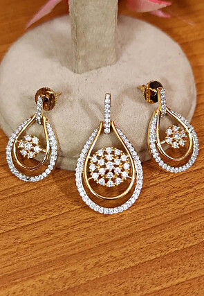 American Diamond Studded Pendant Set