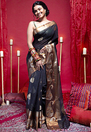 Women's Black Banarasi Silk Jacquard Saree With Blouse -