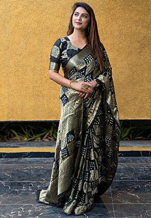 Black bandhej saree outlet