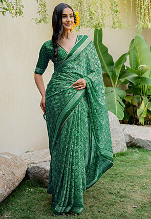 Bandhej Printed Chiffon Saree in Green