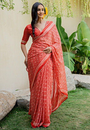 Bandhej Printed Chiffon Saree in Red
