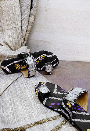 Bandhej Printed Crepe Kolhapuris in Black