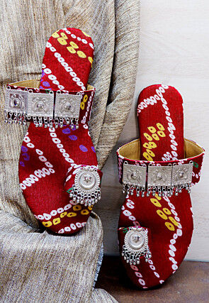 Bandhej Printed Crepe Kolhapuris in Red