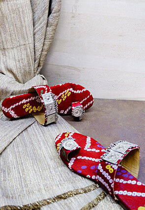 Bandhej Printed Crepe Kolhapuris in Red