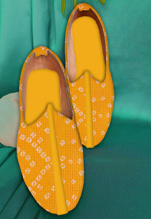 Bandhej Printed Kota Silk Men Mojari in Mustard