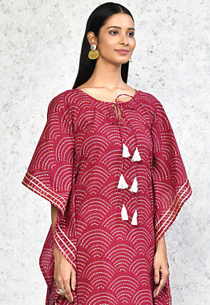 Bandhej Printed Pure Cotton Kaftan in Magenta