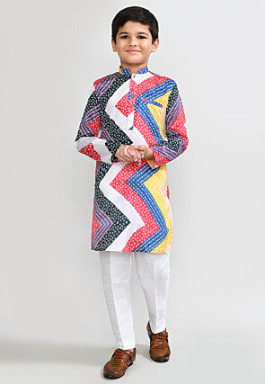 Bandhej Printed Satin Kurta Set in Multicolor