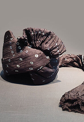 Bandhej Printed Taffeta Silk Turban in Black