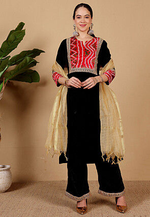 Bandhej Printed Velvet Pakistani Suit in Black