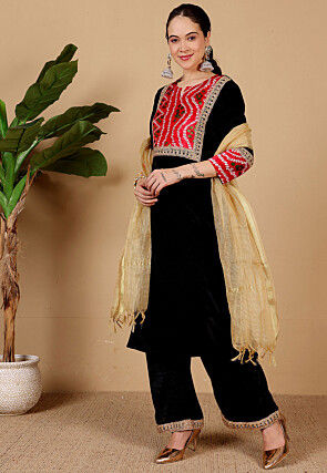 Bandhej Printed Velvet Pakistani Suit in Black