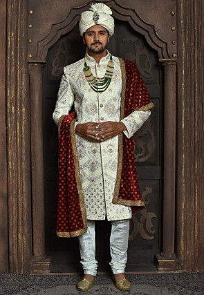 Beaded Layered Kanthamala in Green and Off White