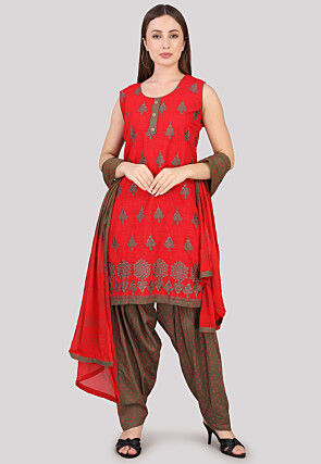 Block Printed Cotton Punjabi Suit in Red