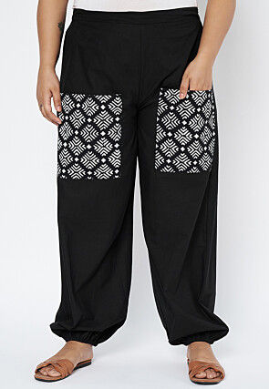 Block Printed Pocket Pure Cotton Pant in Black