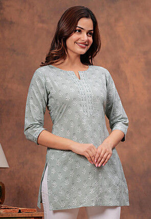 Block Printed Pure Cotton Straight Kurti in Light Grey