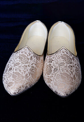 Brocade Men Mojari in Light Beige
