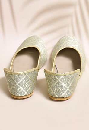 Brocade Women Jutti in Beige