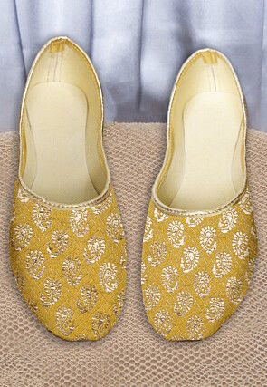 Brocade Women Jutti in Mustard