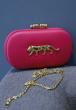 Brooch Rexin Rectangular Clutch Bag in Pink