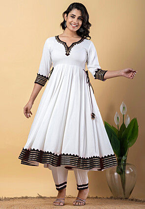 Contrast Border Pure Rayon A Line Suit in White