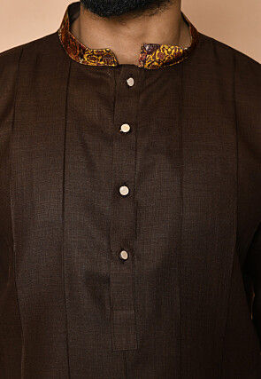Contrast Collar Cotton Kurta Set in Brown