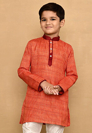 Contrast Collar Jute Cotton Kurta in Orange