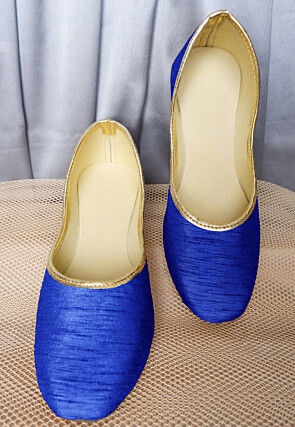 Contrast Piping Art Silk Women Jutti in Blue