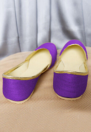 Contrast Piping Art Silk Women Jutti in Purple