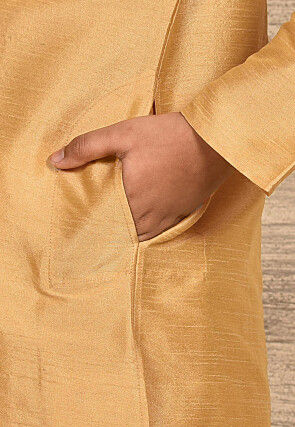 Contrast Trim Dupion Silk Kurta in Peach