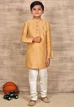 Contrast Trim Dupion Silk Kurta in Peach