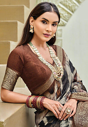 Digital Printed Art Silk Saree in Multicolor