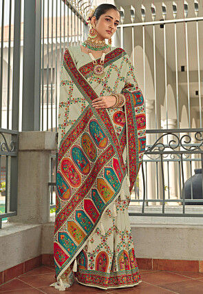 Digital Printed Art Silk Saree in Off White