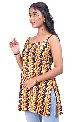 Digital Printed Cotton Kurtis in Multicolor
