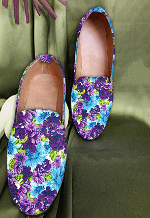 Digital Printed Cotton Men Mojari in Multicolor