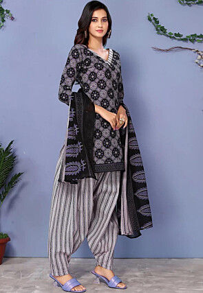 Digital Printed Cotton Punjabi Suit in Light Purple