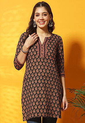Digital Printed Cotton Straight Kurti in Black