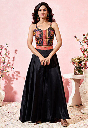 Digital Printed Crepe Crop Top Set in Black