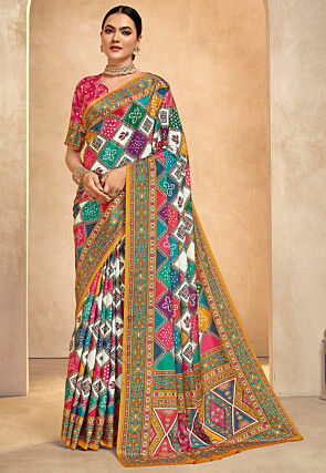 Digital Printed Crepe Saree in Multicolor