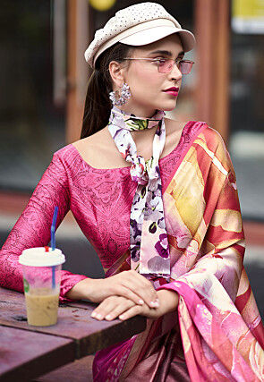 Digital Printed Crepe Saree in Multicolor