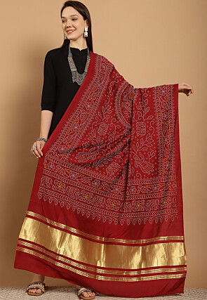 Bandhej Printed Muslin Silk Dupatta in Maroon