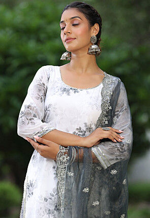 Digital Printed Pure Georgette Pakistani Suit in Off White