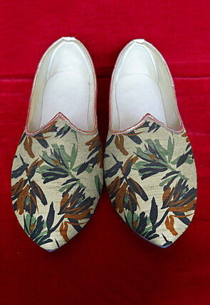 Digital Printed Satin Men Mojari in Beige