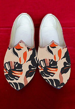 Digital Printed Satin Men Mojari in Fawn