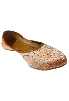 Embellished Art Silk Women Jutti in Light Peach