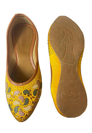 Embellished Art Silk Women Jutti in Yellow