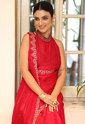 Embellished Border Tissue Saree in Fuchsia